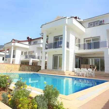Orka Four Season Villas * 올루데니스